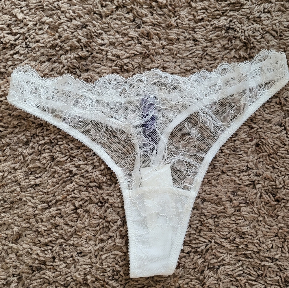 Women's Lace thong